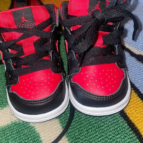 Jordan 1 - Picture 2 of 2